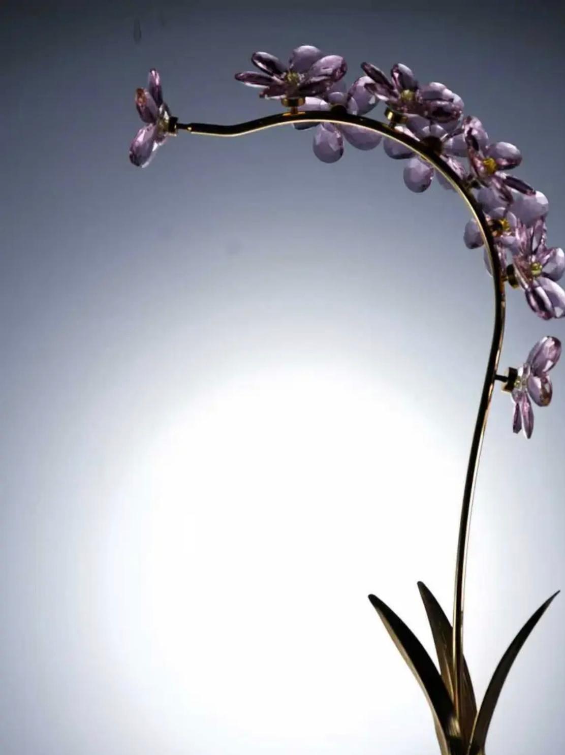 Glass Orchid Sculpture detail 1